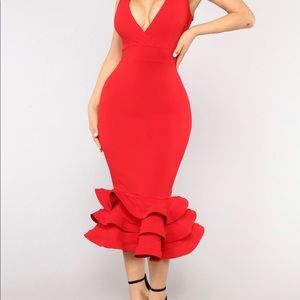 “ Dates with babe ruffle dress” 🌹